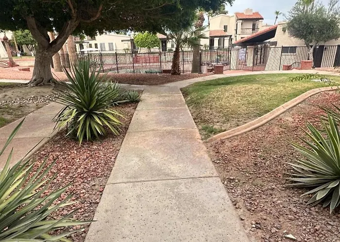 Modern Within Walking Distance Of Onvida Yuma